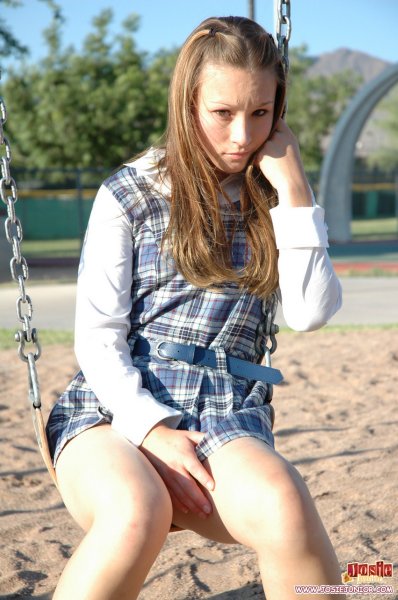 JOSIE JUNIOR bad girl